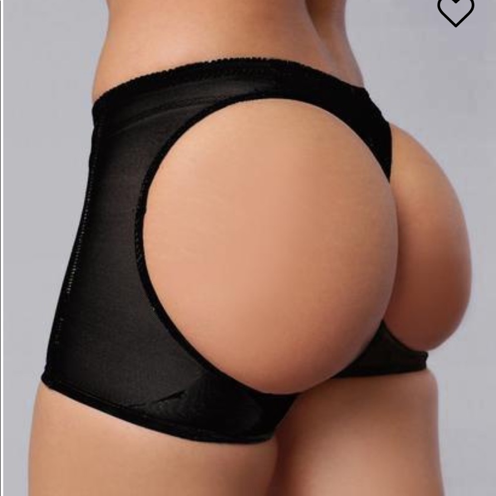 Fashion Nova Butt lifter shorts